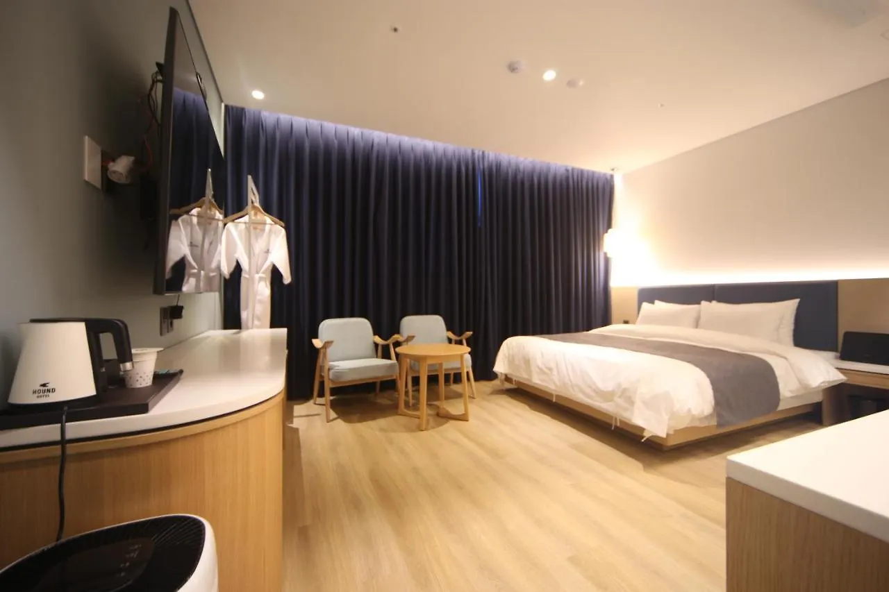 Hound Hotel Junggwan 釜山
