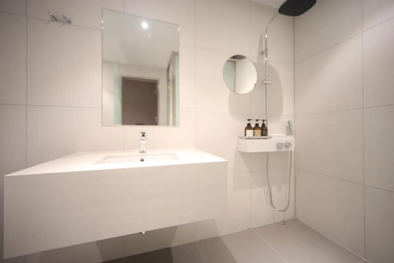 Hound Hotel Junggwan Busan