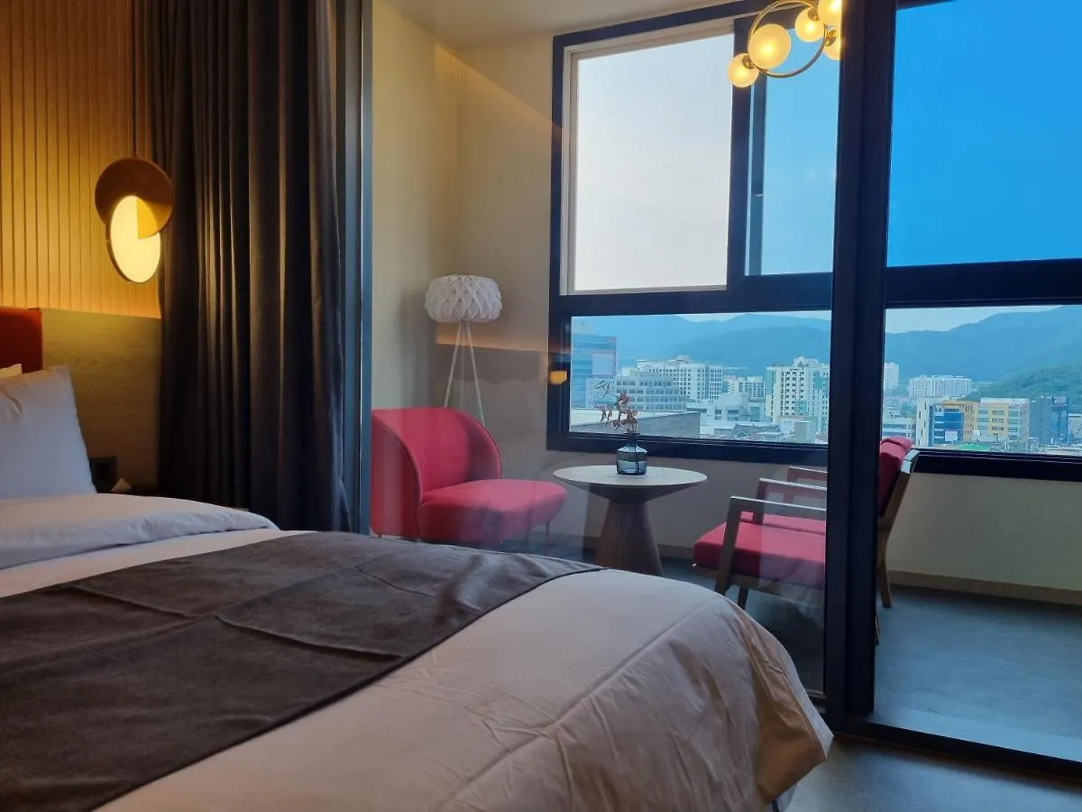 Hound Hotel Junggwan Busan